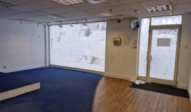 35 Laughton Rd, Dinnington for lease Interior Photo- Image 1 of 2