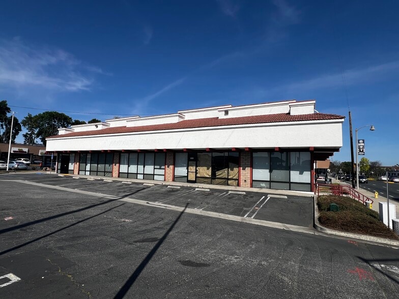 1951 W La Habra Blvd, La Habra, CA for lease - Primary Photo - Image 1 of 6