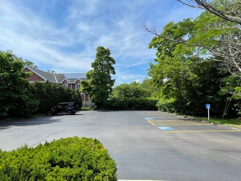 66 Main St, Hopkinton, MA à louer - Photo du bâtiment - Image 3 de 3