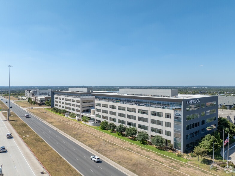 1100 Louis Henna Blvd, Round Rock, TX for sale - Building Photo - Image 2 of 20