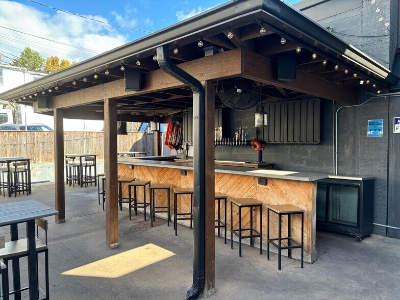 523 York Rd, Towson, MD à vendre - Photo du bâtiment - Image 3 de 21