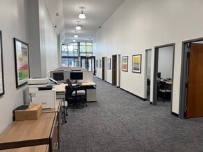 300 32nd St, Virginia Beach, VA à louer Photo intérieure- Image 1 de 4