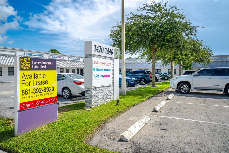 1446 NW Boca Raton Blvd, Boca Raton, FL à louer - Photo du bâtiment - Image 2 de 22