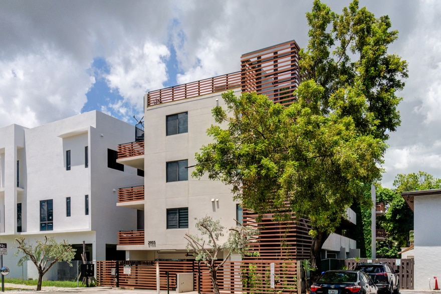 2955 Bird Ave, Coconut Grove, FL à vendre - Photo du bâtiment - Image 3 de 46
