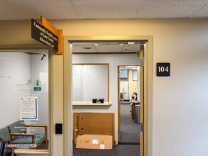 1680 Chambers St, Eugene, OR à louer Photo intérieure- Image 1 de 6