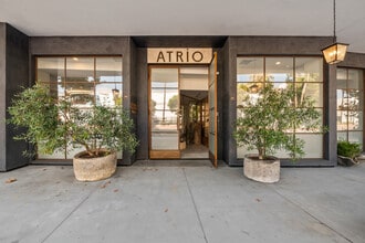 8888 Washington Blvd, Culver City, CA à louer Photo intérieure- Image 1 de 17