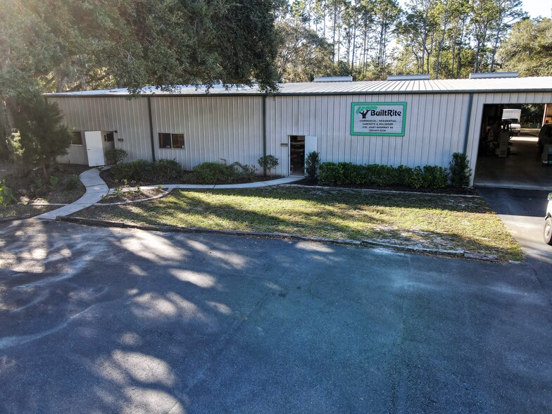 438 Highway 40 E, Inglis, FL à vendre - Photo du bâtiment - Image 1 de 1