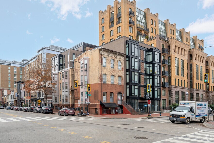 902 M St NW, Washington, DC à louer - Photo principale - Image 1 de 18