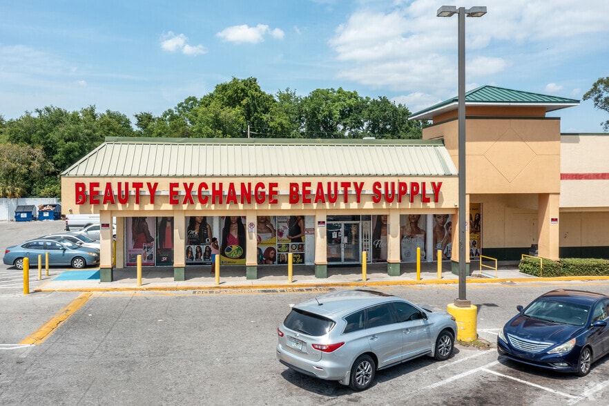 6539 W Colonial Dr, Orlando, FL for lease - Building Photo - Image 2 of 7