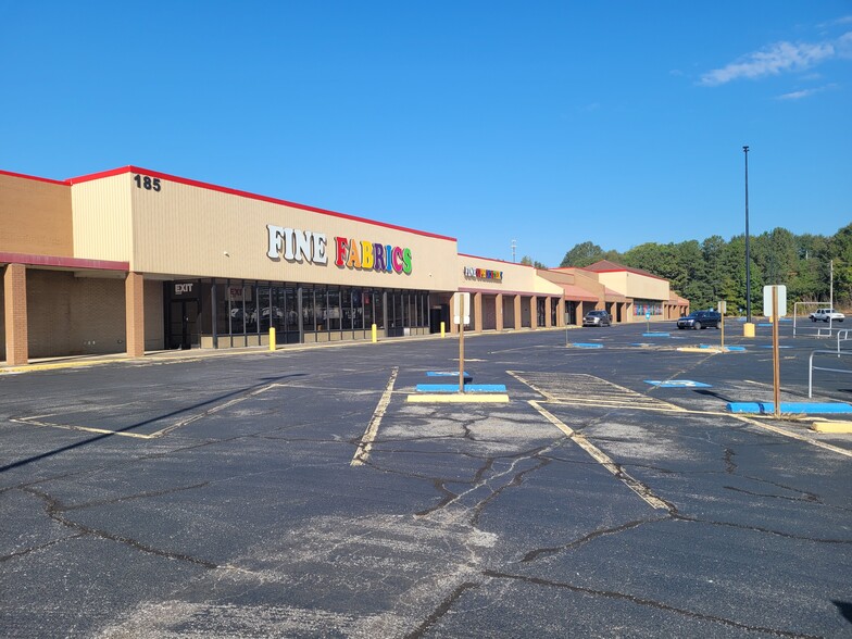 143-271 S Elm St, Commerce, GA for lease - Building Photo - Image 1 of 8