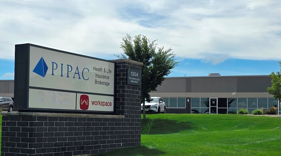 1304 Technology Pky, Cedar Falls, IA for lease - Building Photo - Image 3 of 38