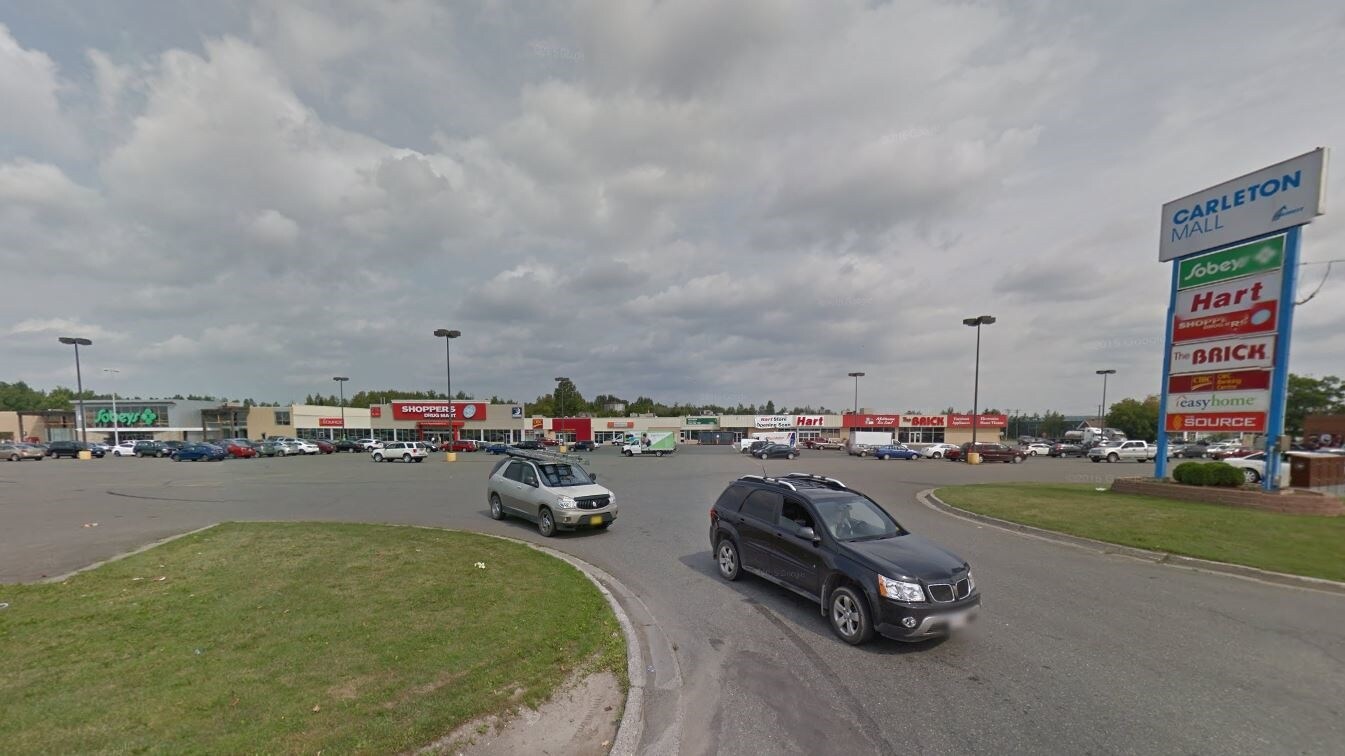 370 Connell St, Woodstock, NB for sale Primary Photo- Image 1 of 1