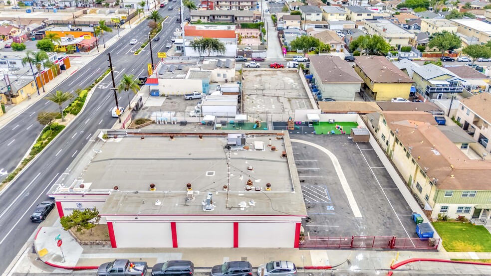 4720 W Imperial Hwy, Inglewood, CA for sale - Building Photo - Image 2 of 10