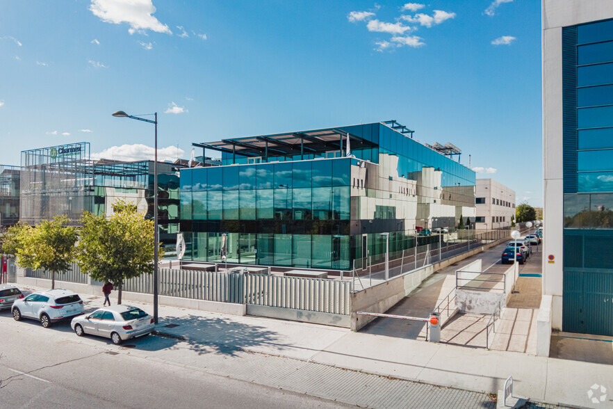 Calle Miguel Faraday, 18, Getafe, Madrid for lease - Building Photo - Image 1 of 5