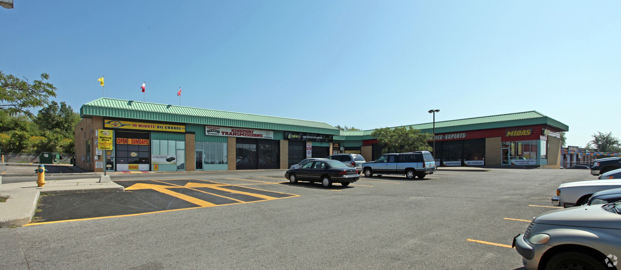 195 Westney Rd S, Ajax, ON for sale Primary Photo- Image 1 of 1