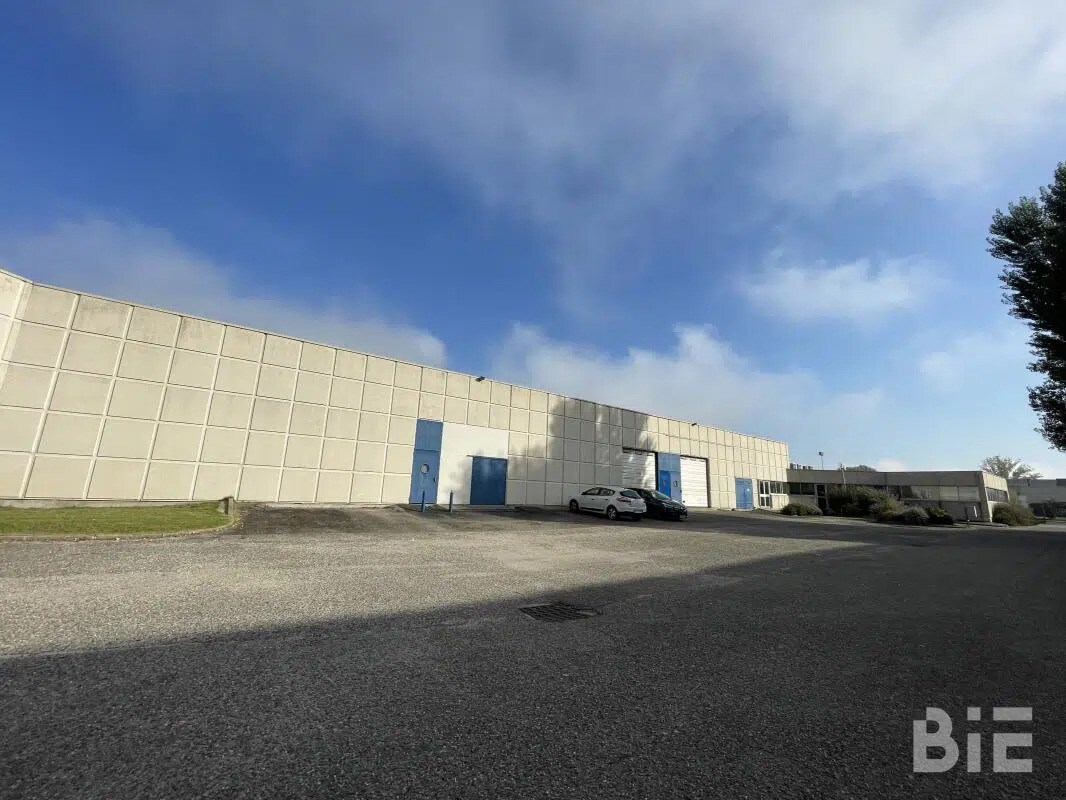 Local d'activités dans Bordeaux à vendre Photo du bâtiment- Image 1 de 6