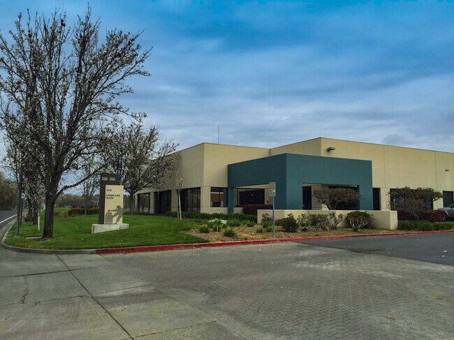 More details for 2650-2656 Napa Valley Corporate Dr, Napa, CA - Flex for Lease