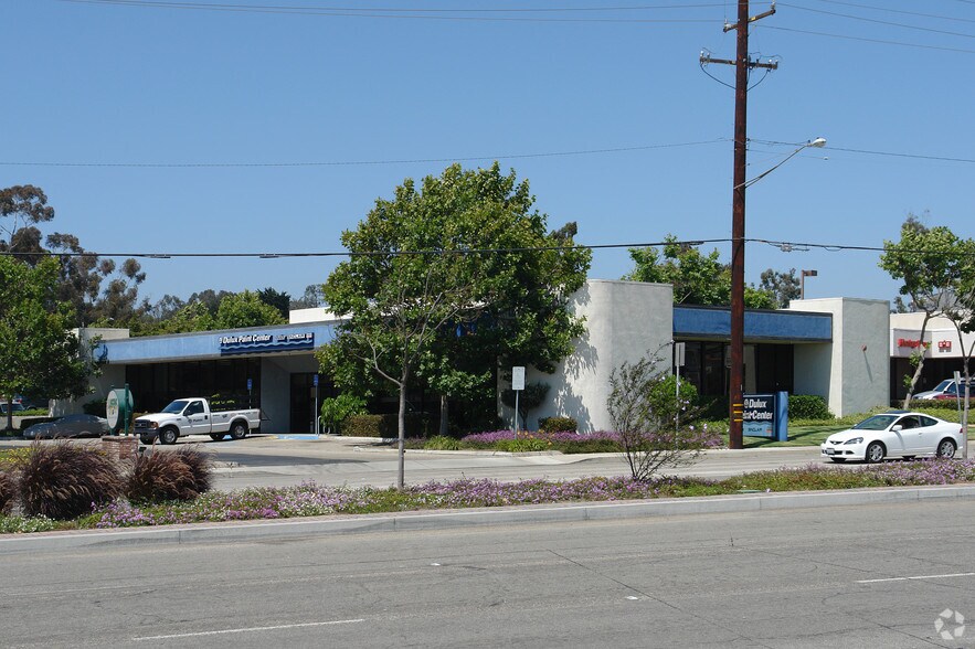 4115 E Main St, Ventura, CA à louer - Photo principale - Image 1 de 2