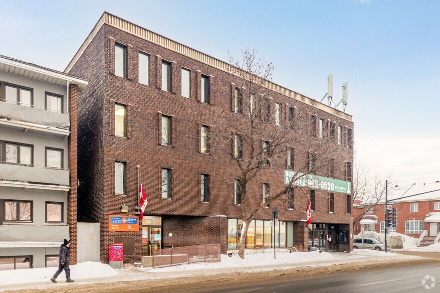 560 Boul Henri-Bourassa O, Montréal, QC à louer - Photo du bâtiment - Image 3 de 3