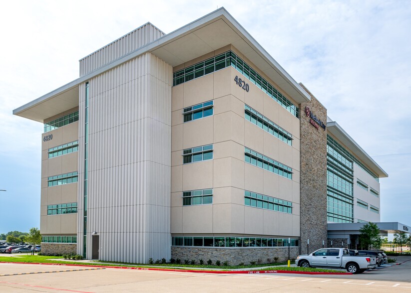 4820 Medical Center Dr, McKinney, TX for lease - Building Photo - Image 3 of 7