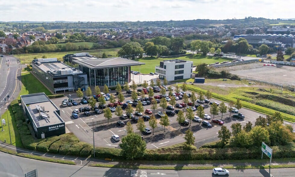 Feynman Way, Bristol à vendre - Aérien - Image 2 de 5