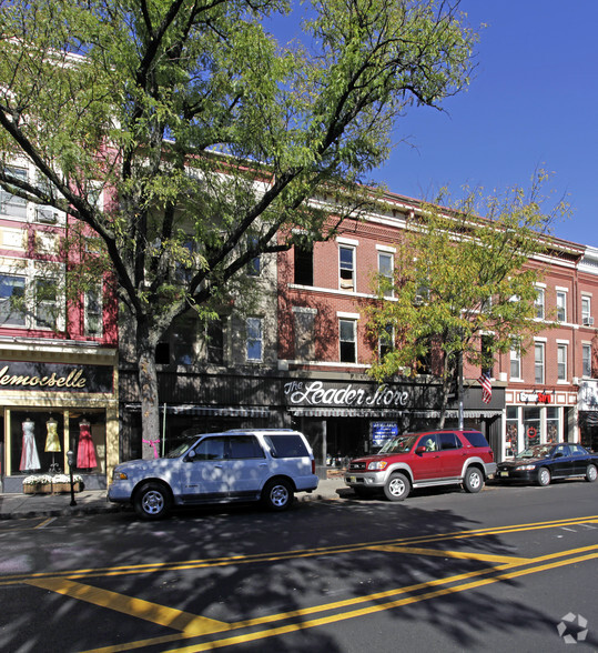 109-121 E Broad St, Westfield, NJ à louer - Photo principale - Image 1 de 23