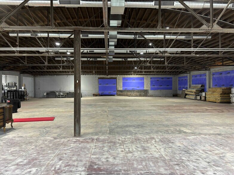 9101 N Western Ave, Oklahoma City, OK à louer - Photo du bâtiment - Image 3 de 21