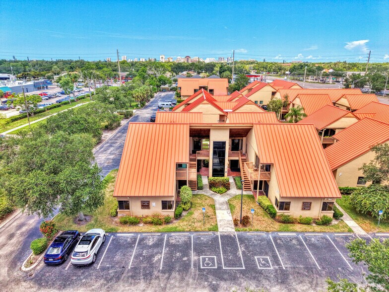 2831 Ringling Blvd, Sarasota, FL à vendre - Photo du bâtiment - Image 3 de 24