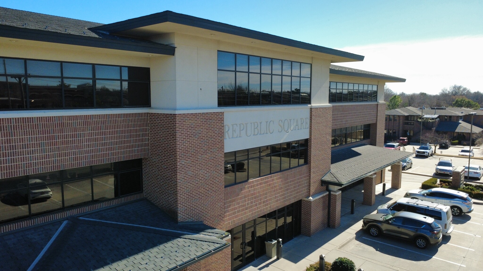 3550 W Robinson St, Norman, OK for lease Building Photo- Image 1 of 3