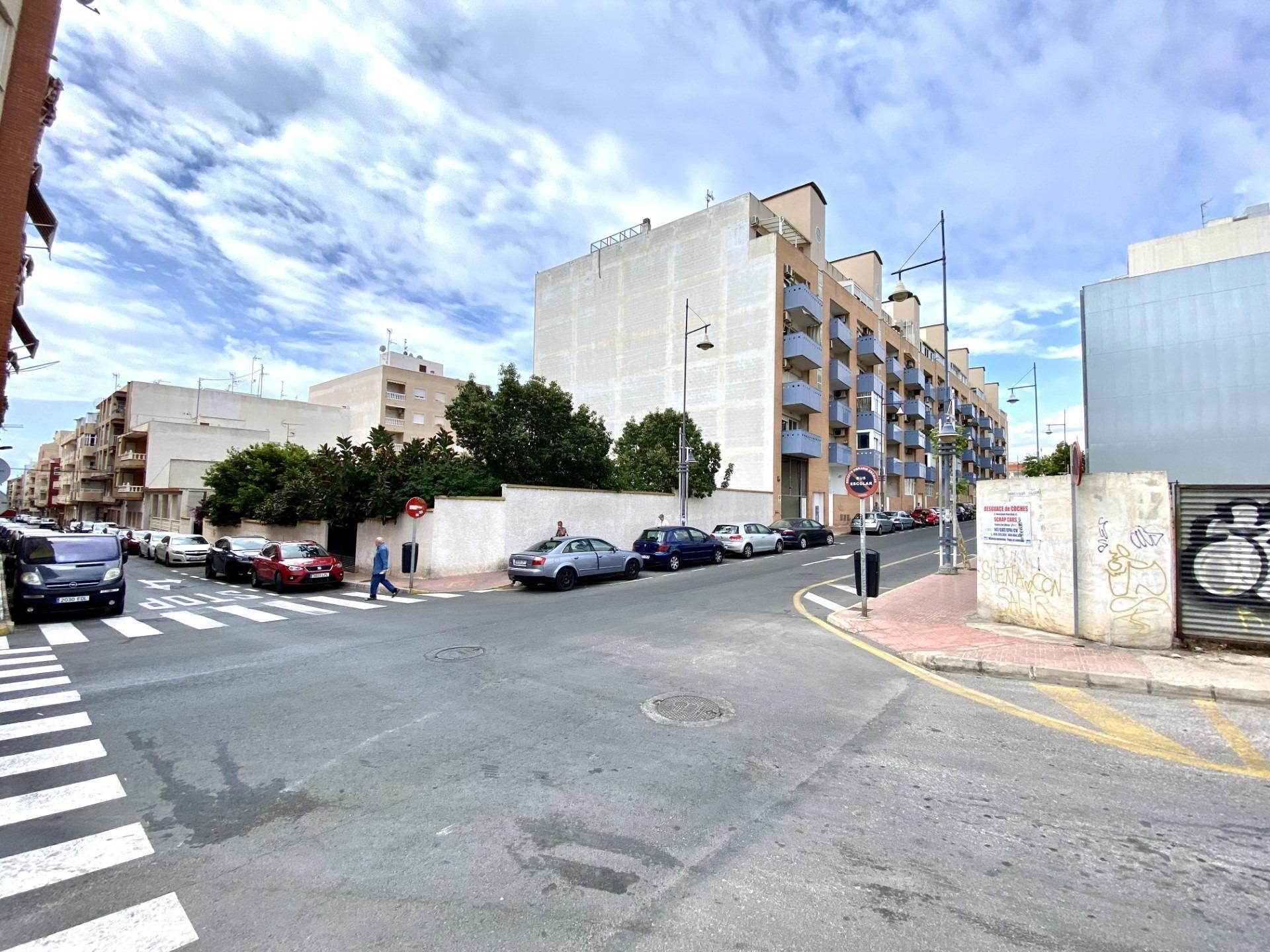 Land in Torrevieja, Alicante for sale Building Photo- Image 1 of 6