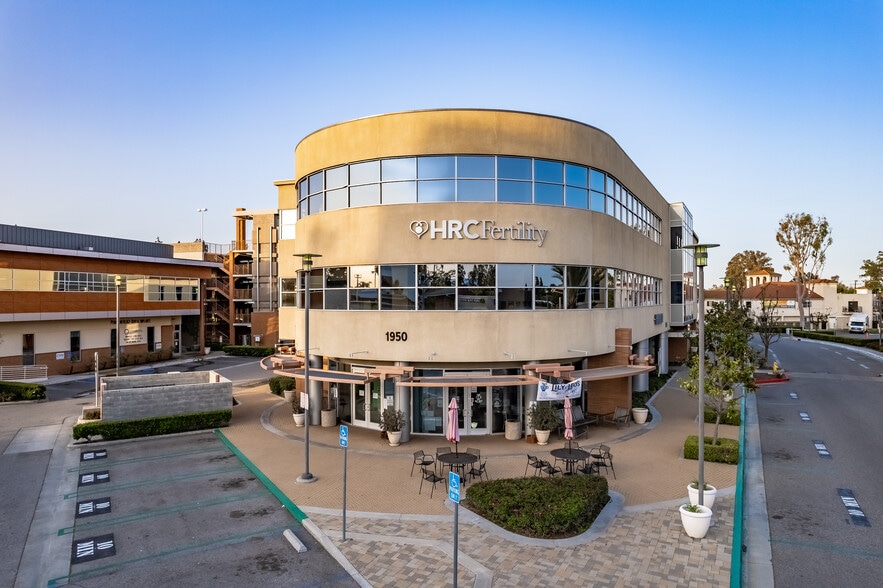 1950 Sunny Crest Dr, Fullerton, CA for lease - Building Photo - Image 2 of 9