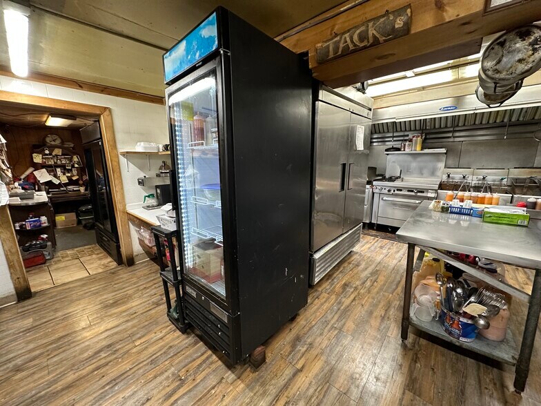 7034 US-219 Hwy, Lewis Run, PA à vendre - Photo du bâtiment - Image 3 de 57