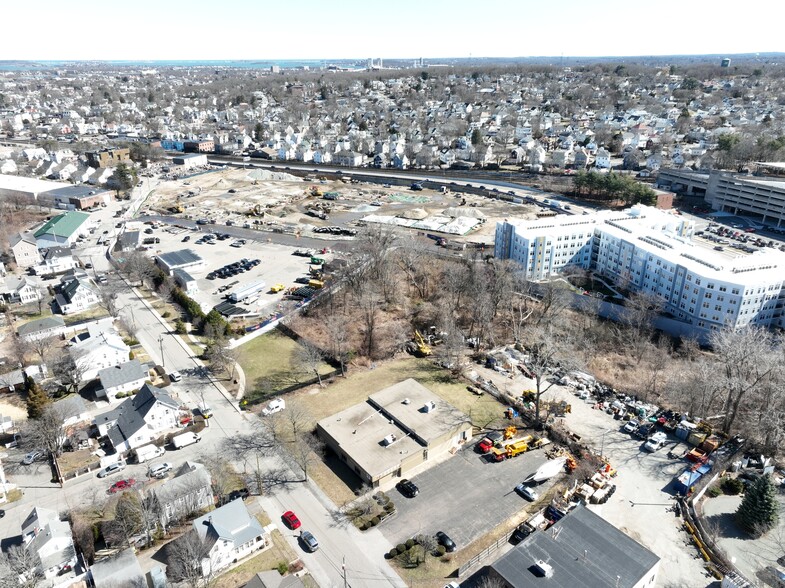 90-100 Columbia St, Quincy, MA à vendre - Photo du bâtiment - Image 1 de 8