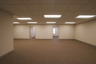 10800 Lyndale Ave S, Bloomington, MN for lease Building Photo- Image 2 of 20