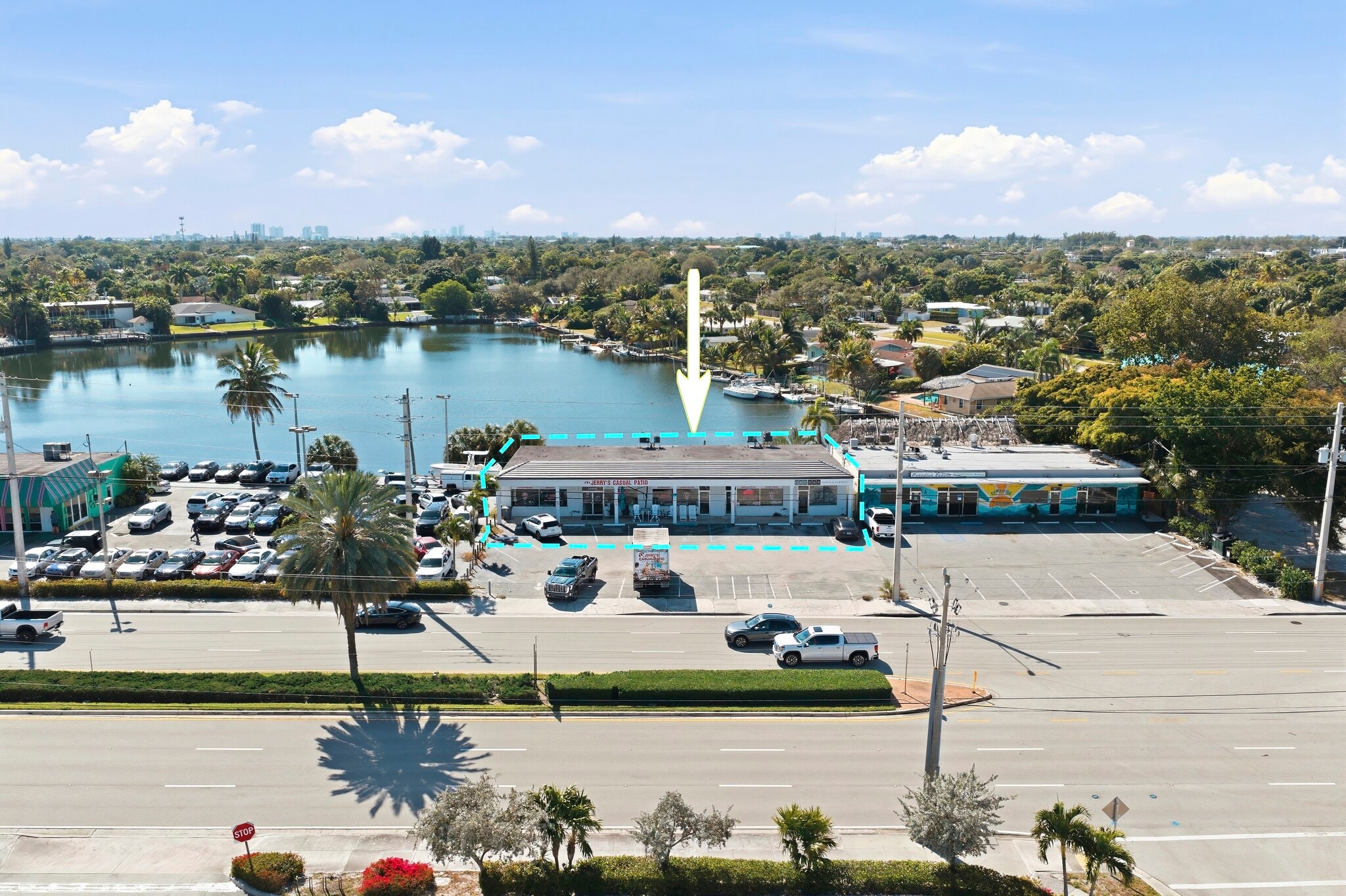 750-758 Northlake Blvd, Lake Park, FL for lease Primary Photo- Image 1 of 11