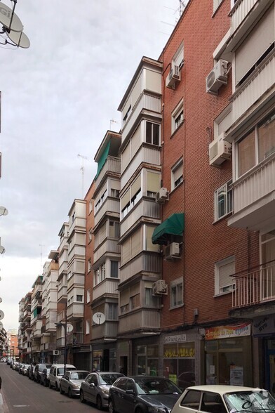 Calle Espada, 19, Alcorcón, Madrid for lease - Primary Photo - Image 1 of 2