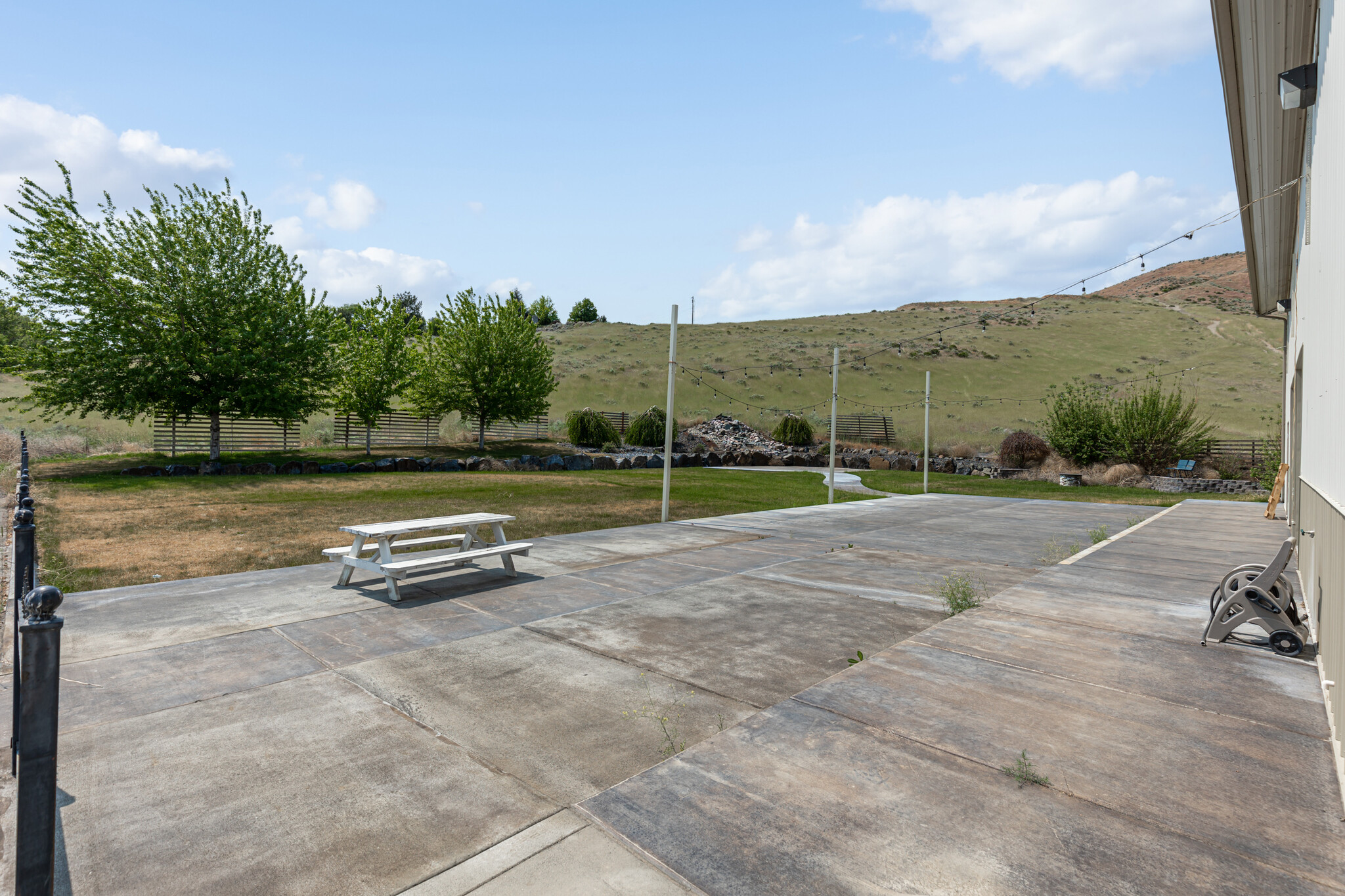 4771 W Van Giesen St, West Richland, WA à louer Photo du bâtiment- Image 1 de 4