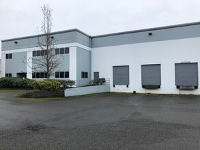 1028 4th St SW, Auburn, WA for lease Interior Photo- Image 1 of 8