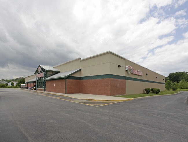 More details for 31 Ted Dr, Pine Bush, NY - Retail for Sale