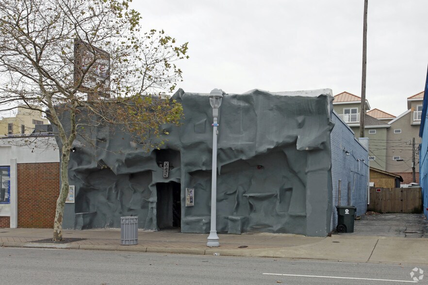 217 17th St, Virginia Beach, VA à louer - Photo du bâtiment - Image 2 de 4