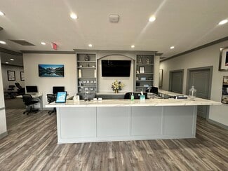 More details for 2018 Broadway St, Pearland, TX - Office for Lease