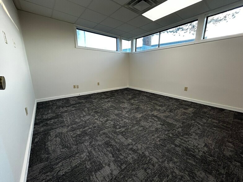 6820 Roosevelt Ave, Middletown, OH à louer - Photo du bâtiment - Image 2 de 41