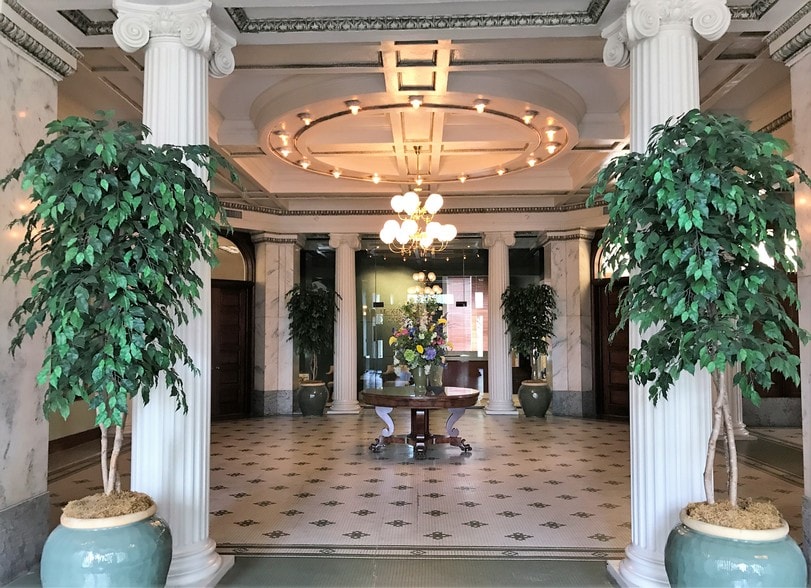 32 20th St, Wheeling, WV à louer - Hall d’entrée - Image 3 de 13