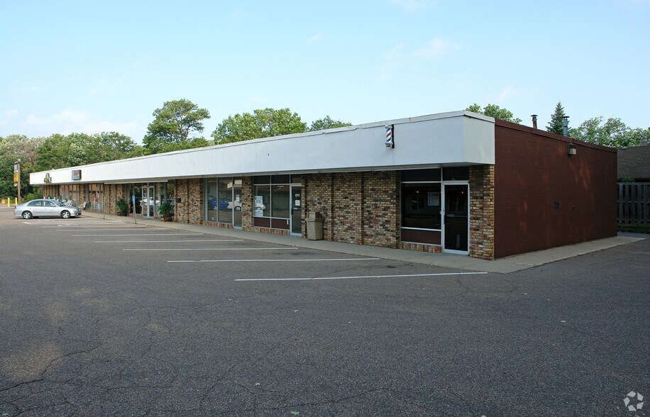 1431-1439 NW Silver Lake Rd, Saint Paul, MN à louer - Photo du bâtiment - Image 3 de 5