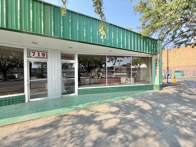 717 W Lewis St, Pasco, WA for sale - Building Photo - Image 3 of 19