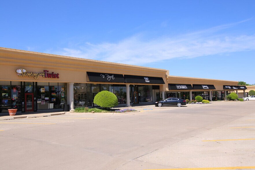 9201 N Pennsylvania Ave, Oklahoma City, OK à louer - Photo du bâtiment - Image 2 de 12