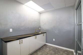 27621 Warren Rd, Garden City, MI for lease Interior Photo- Image 2 of 4