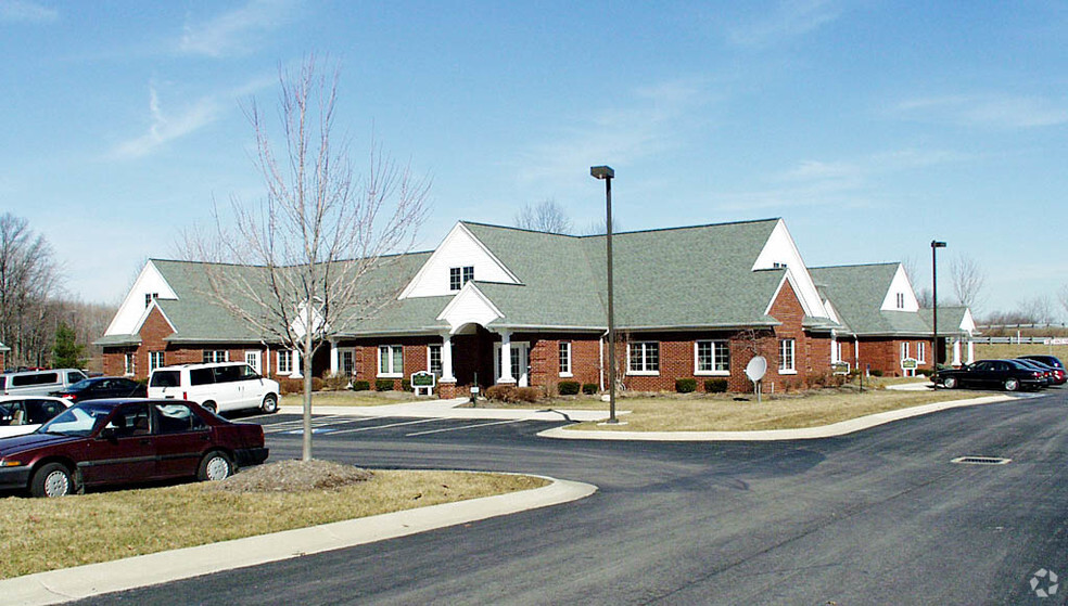 590 N Leavitt Rd, Amherst, OH for sale - Building Photo - Image 3 of 4