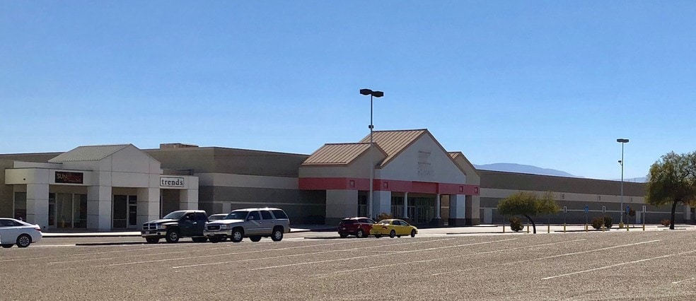 301 Gardner Field Rd, Taft, CA for lease - Primary Photo - Image 1 of 9