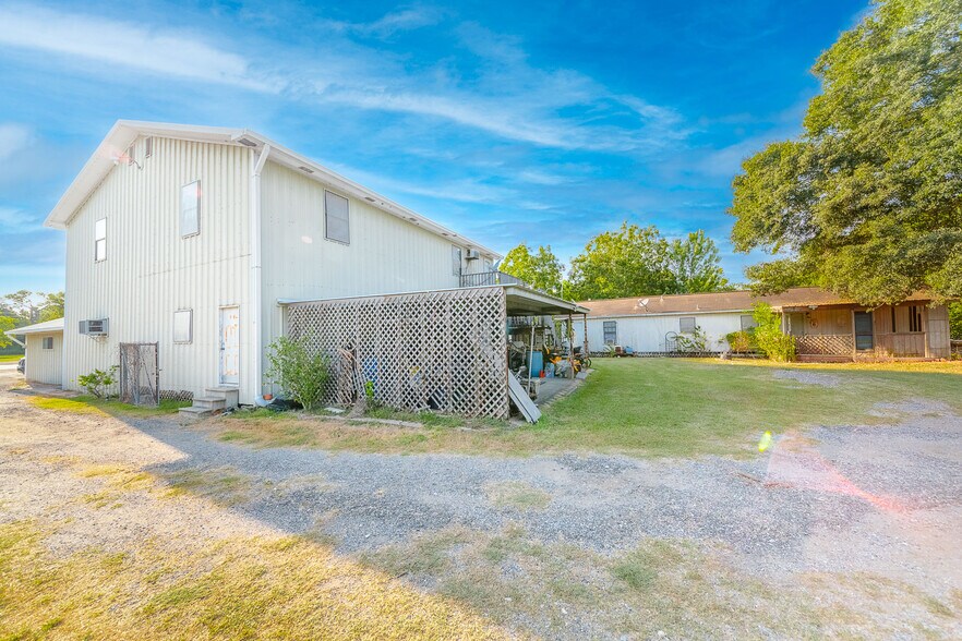 5802 Sheppard Rd, Baytown, TX for sale - Building Photo - Image 3 of 9